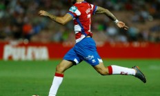 ac米兰下载-包含格拉纳达突破进攻封锁，巴拉多利德遭遇严防的词条