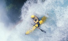 米兰体育网页版-温网鏖战戴维斯杯，兹维列夫点燃赛场，铸就网坛传奇