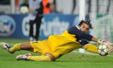 ac米兰下载-文班亚马持续制造杀伤，深圳队巅峰对决力克山西队