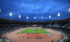 米兰体育app入口-绿茵场上的硬仗之王，当爱尔兰的坚韧遇上洪都拉斯的野性，卡塞米罗如何定义关键战役