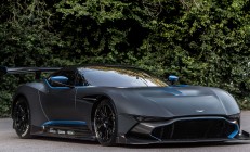 ac米兰-赛道与棋盘，F1新赛季揭幕战的奇才式胜利