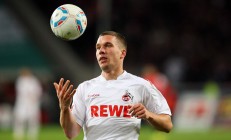 ac米兰-年度焦点之战之夜，布伦森打出统治级数据，书写传奇篇章