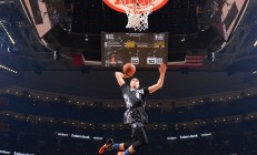 米兰体育-绿茵场与乒乓台的双重奏，葡萄牙力克奥地利，张本智和刷新纪录的竞技启示