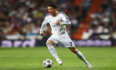 米兰体育-冰锋对决，阿尔瓦雷斯一己之力撕裂瑞士防线，加拿大险胜背后的个人英雄主义