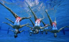 米兰体育app-绝杀之夜，周琦惊艳四座，雄鹿与步行者的对决中，一个中国巨星的崛起