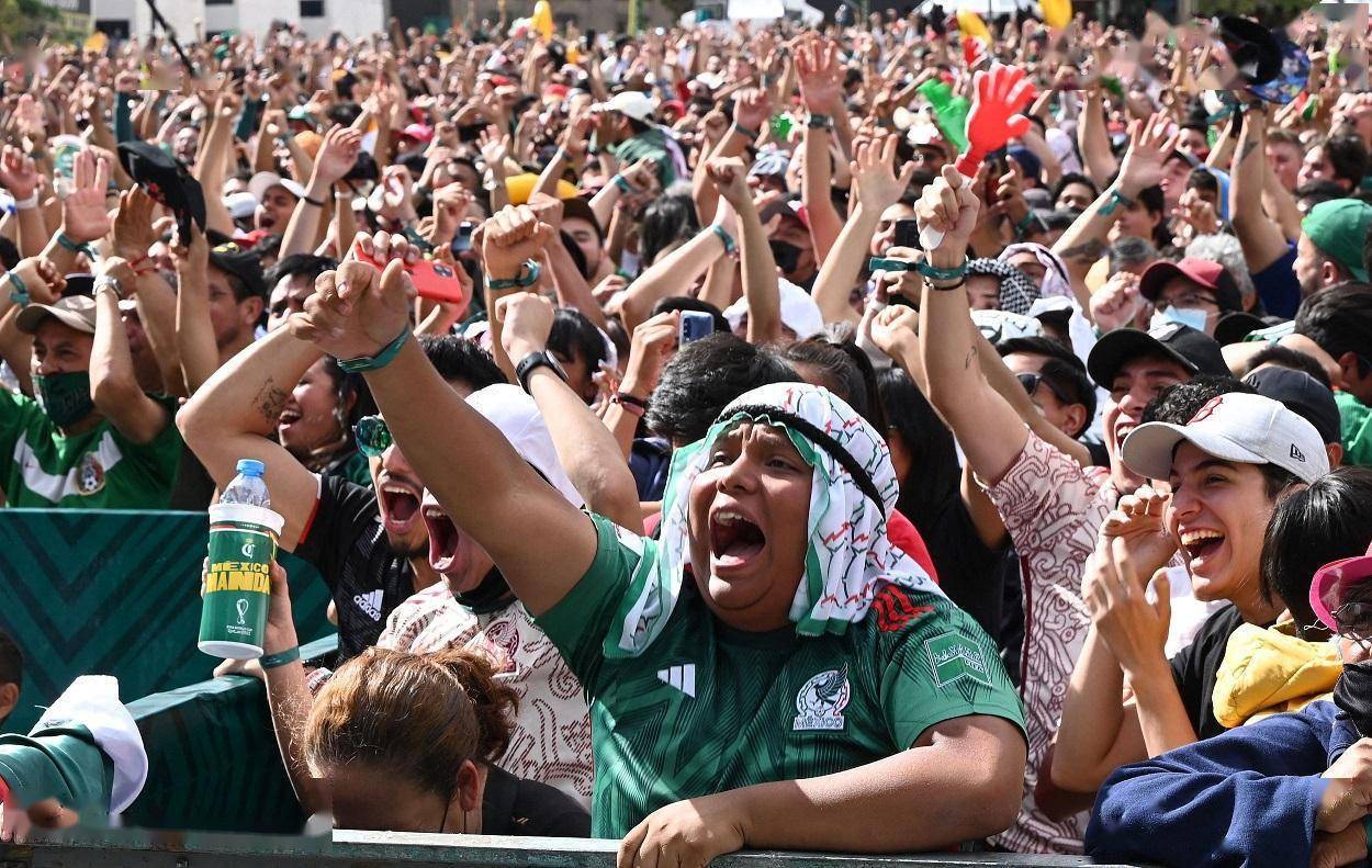 墨西哥主教练调整首发阵容，决战即将展开的简单介绍