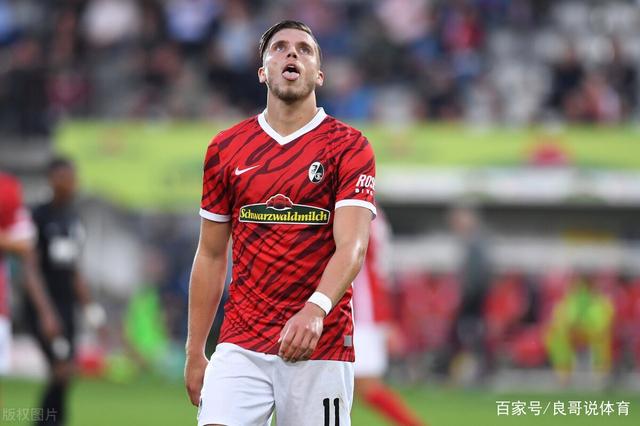 弗赖堡大胜更新，继续保持领先的简单介绍