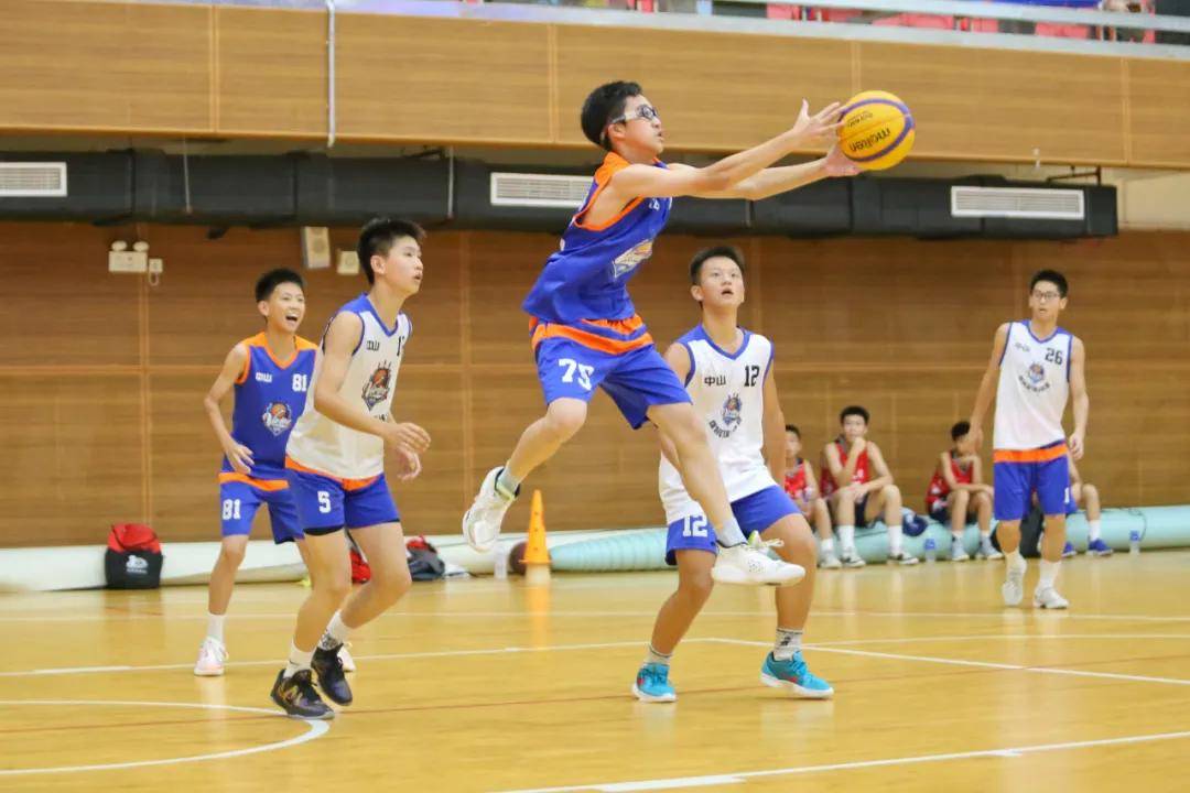 青年篮球赛事火热开赛，新人表现抢眼的简单介绍