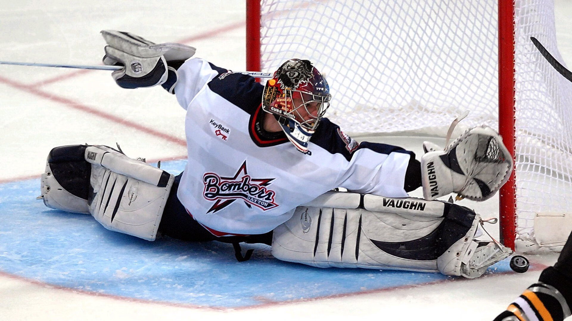 当东方明珠遇见丹佛高原，约基奇末节接管雄鹿与上海的神秘对决